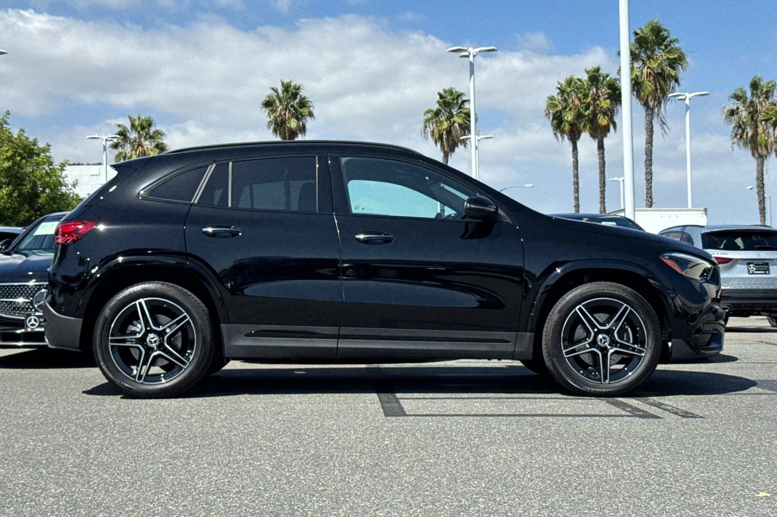 New 2026 Black Mercedes-Benz GLA 250 image 3