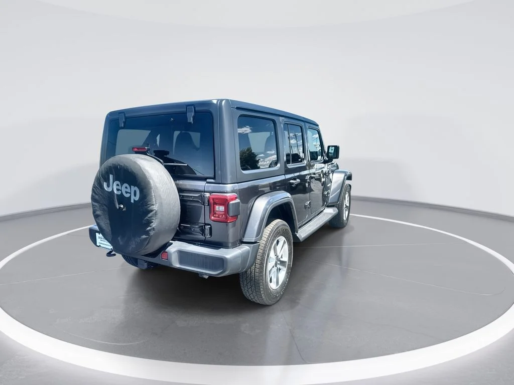 Used 2020 Gray Jeep Unlimited Sahara image 8
