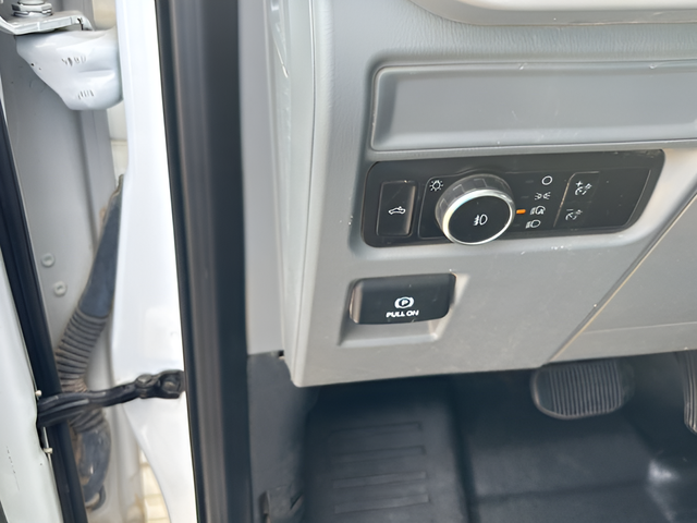 2023 Ford F-150 XLT - Photo 22