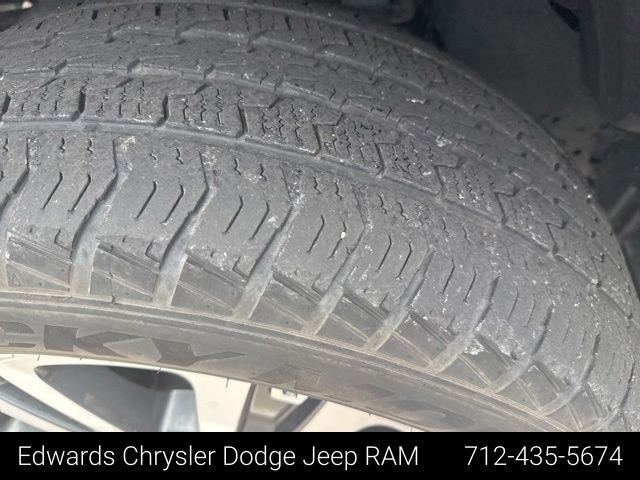Used 2019 Black Toyota SR5 image 13