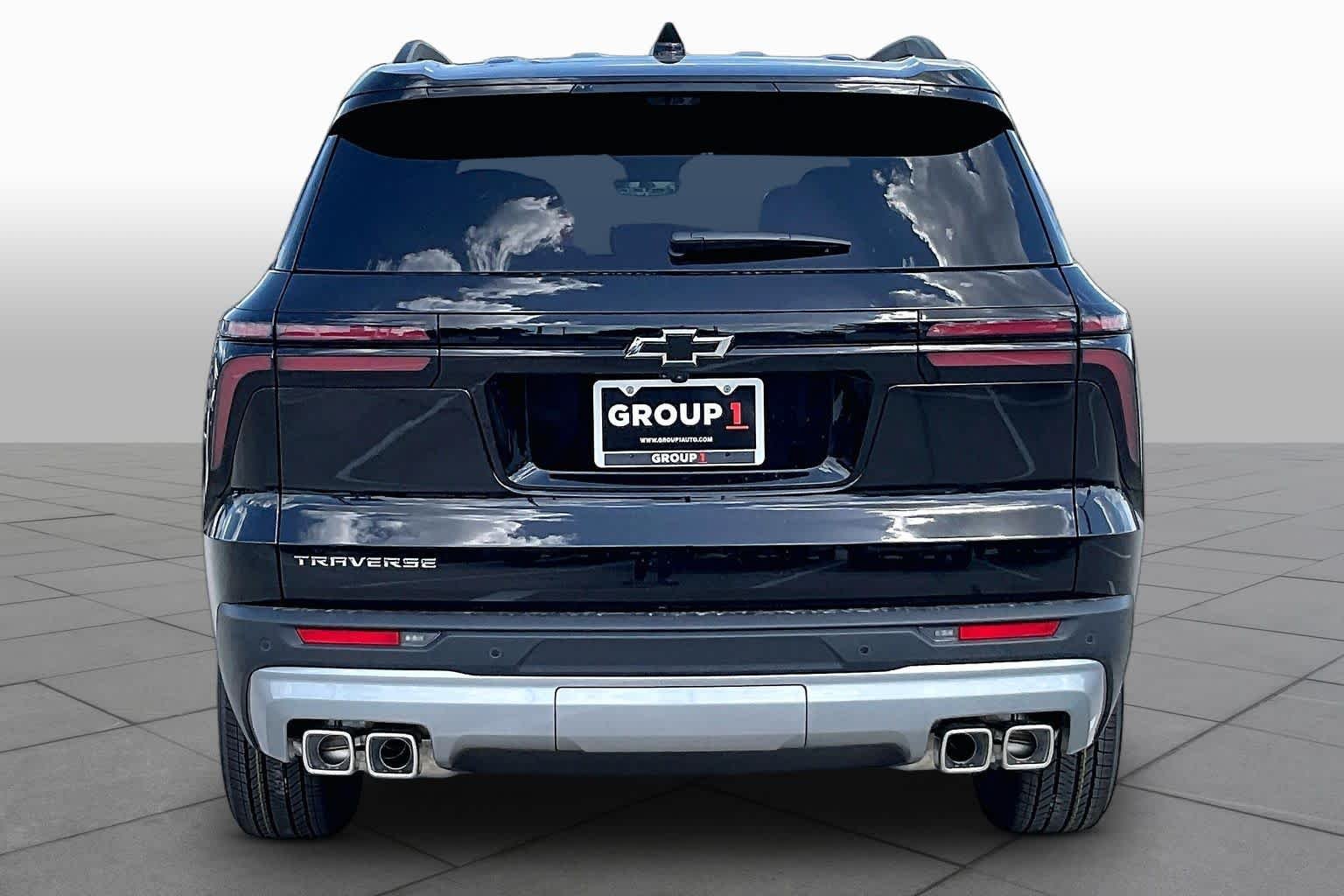2027 Chevrolet Traverse LT - Photo 5
