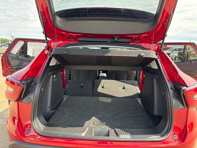 2026 Chevrolet Trax LT - Photo 36
