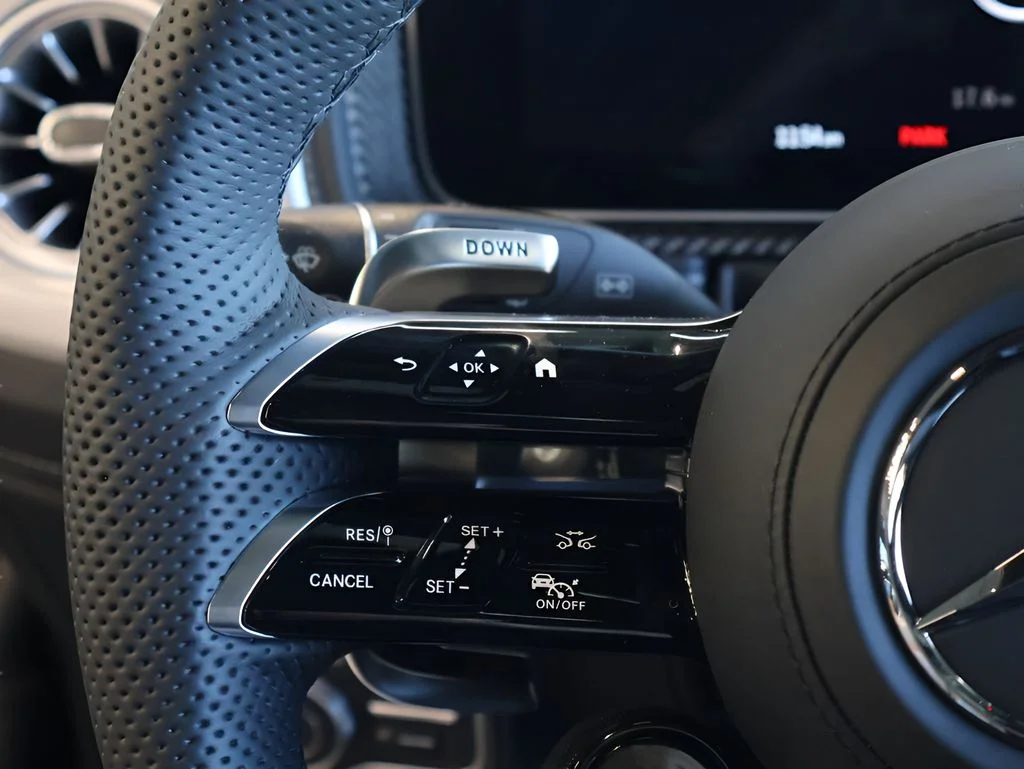 New 2026 MANUFAKTUR Night Black Magno Mercedes-Benz AMG® G 63 SUV image 29