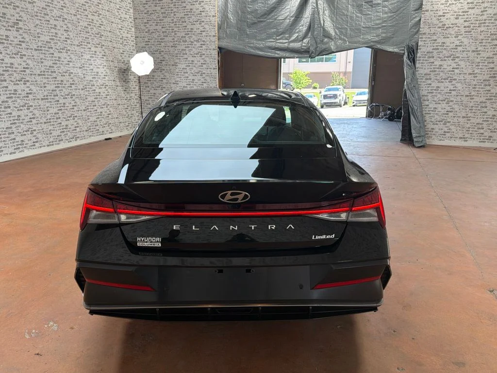 Used 2024 Abyss Black Hyundai Limited image 6