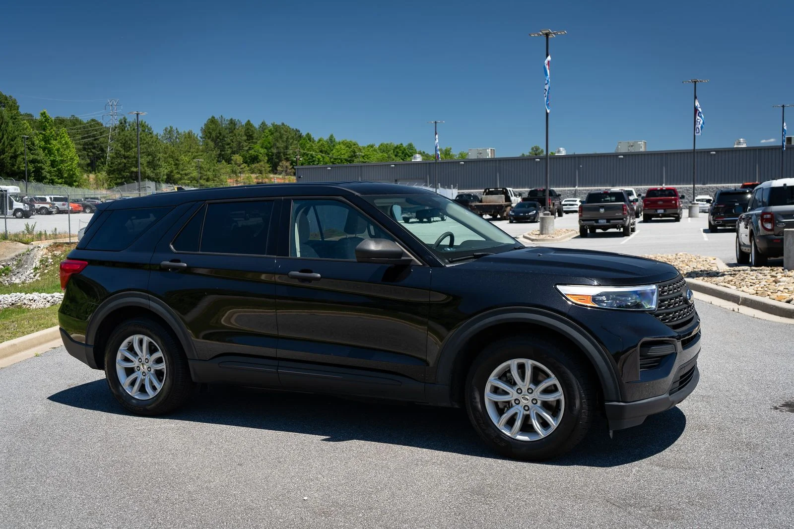 Used 2021 Black Metallic Ford Base image 12