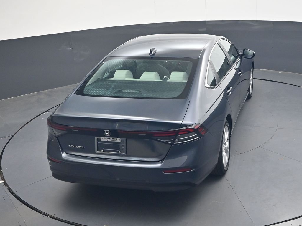 Used 2024  Honda LX image 22