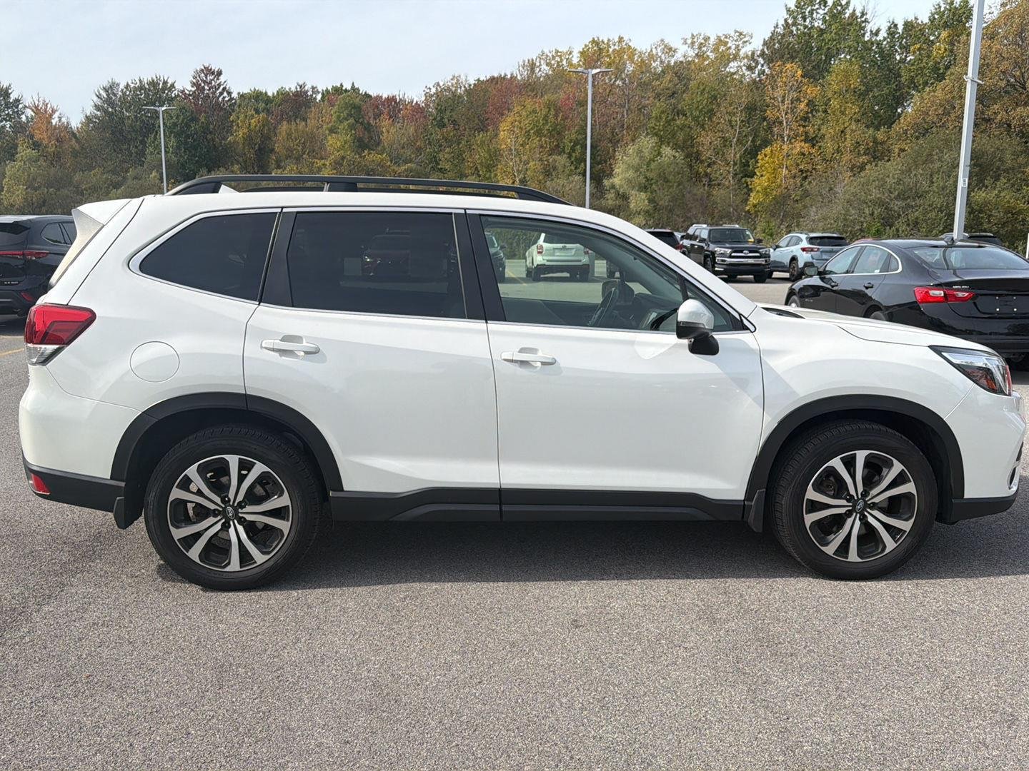 Used 2021 Crystal White Pearl Subaru Limited image 2