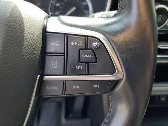 Used 2021 Red Toyota XLE image 13