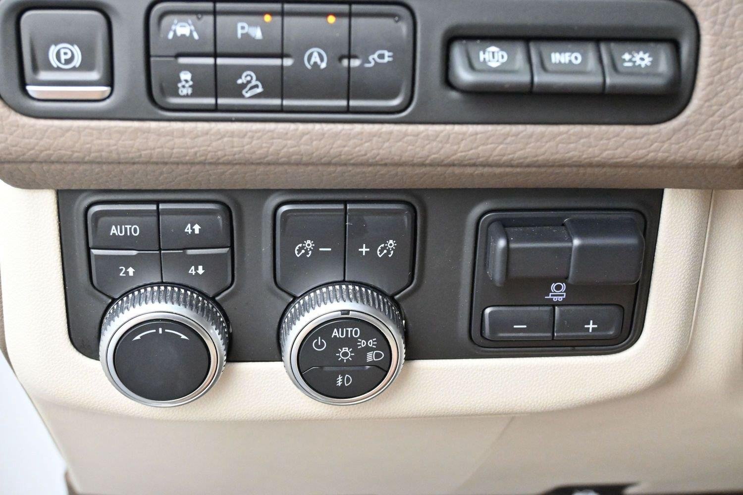 Used 2021 Summit White GMC Denali image 30