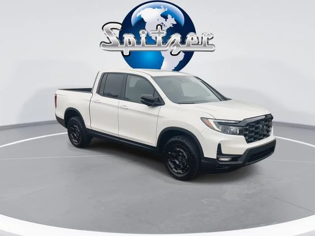 2026 Honda Ridgeline TrailSport - Photo 2