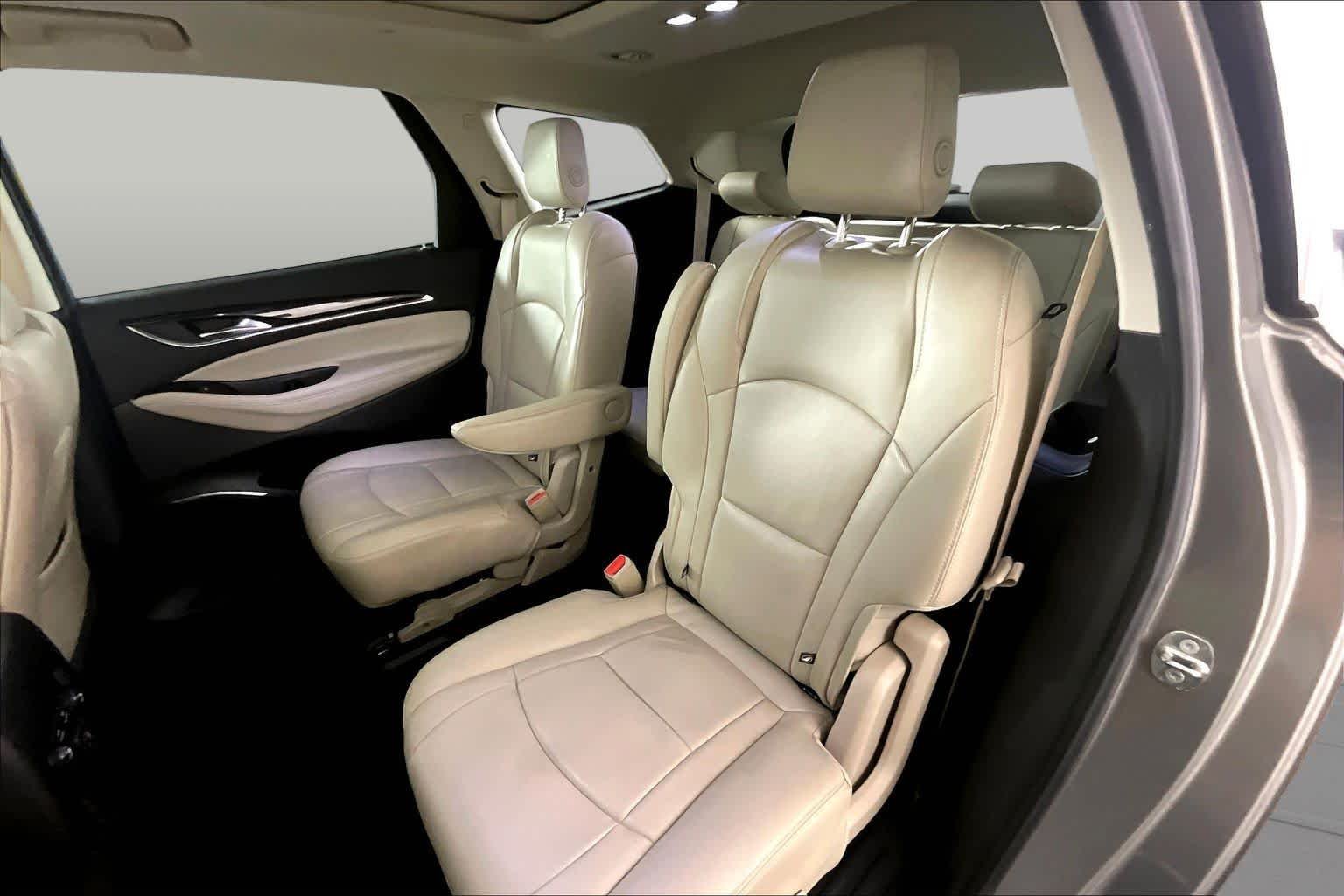Used 2018 Includes Spectra Gray lower exterior accent color. Buick Essence image 17