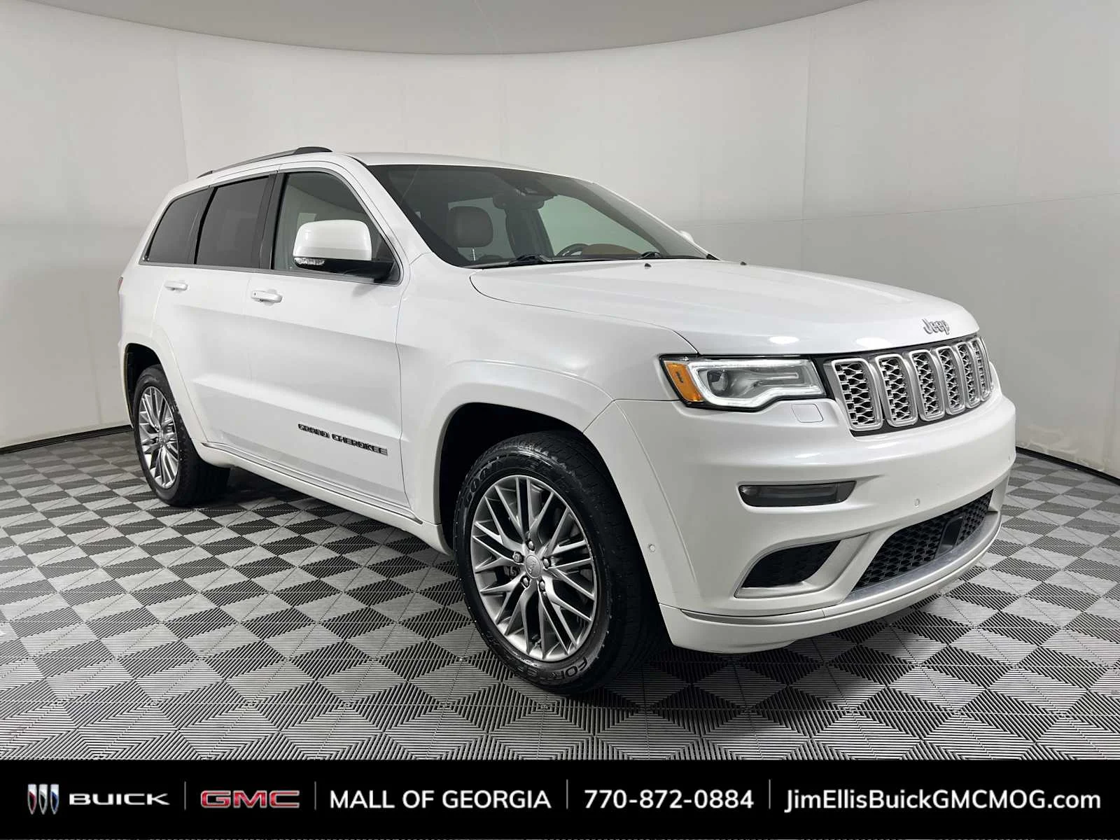 2017 Jeep Grand Cherokee Summit 4WD's photo
