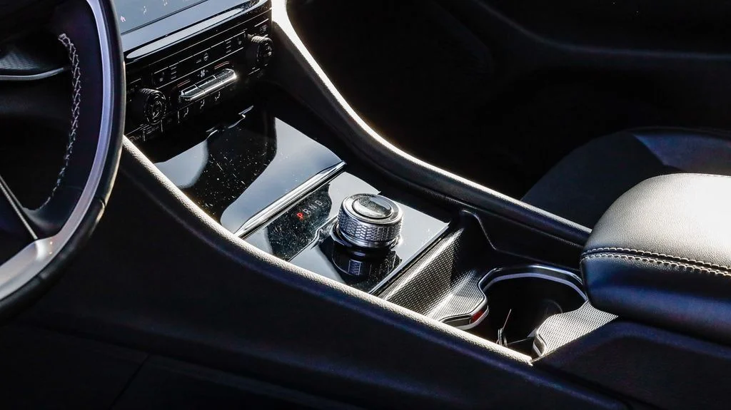 Used 2025 Silver Jeep Altitude image 23