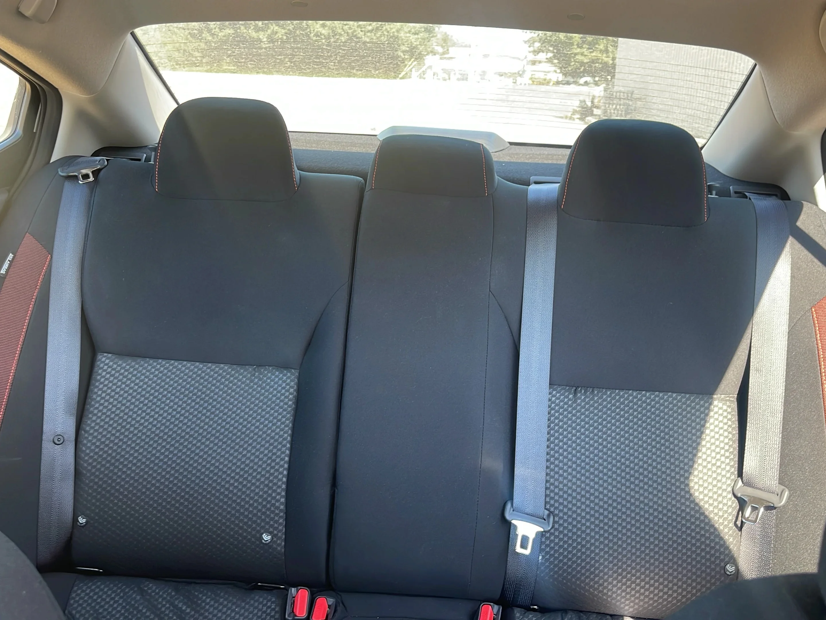 2025 Nissan Versa Sedan SR - Photo 12