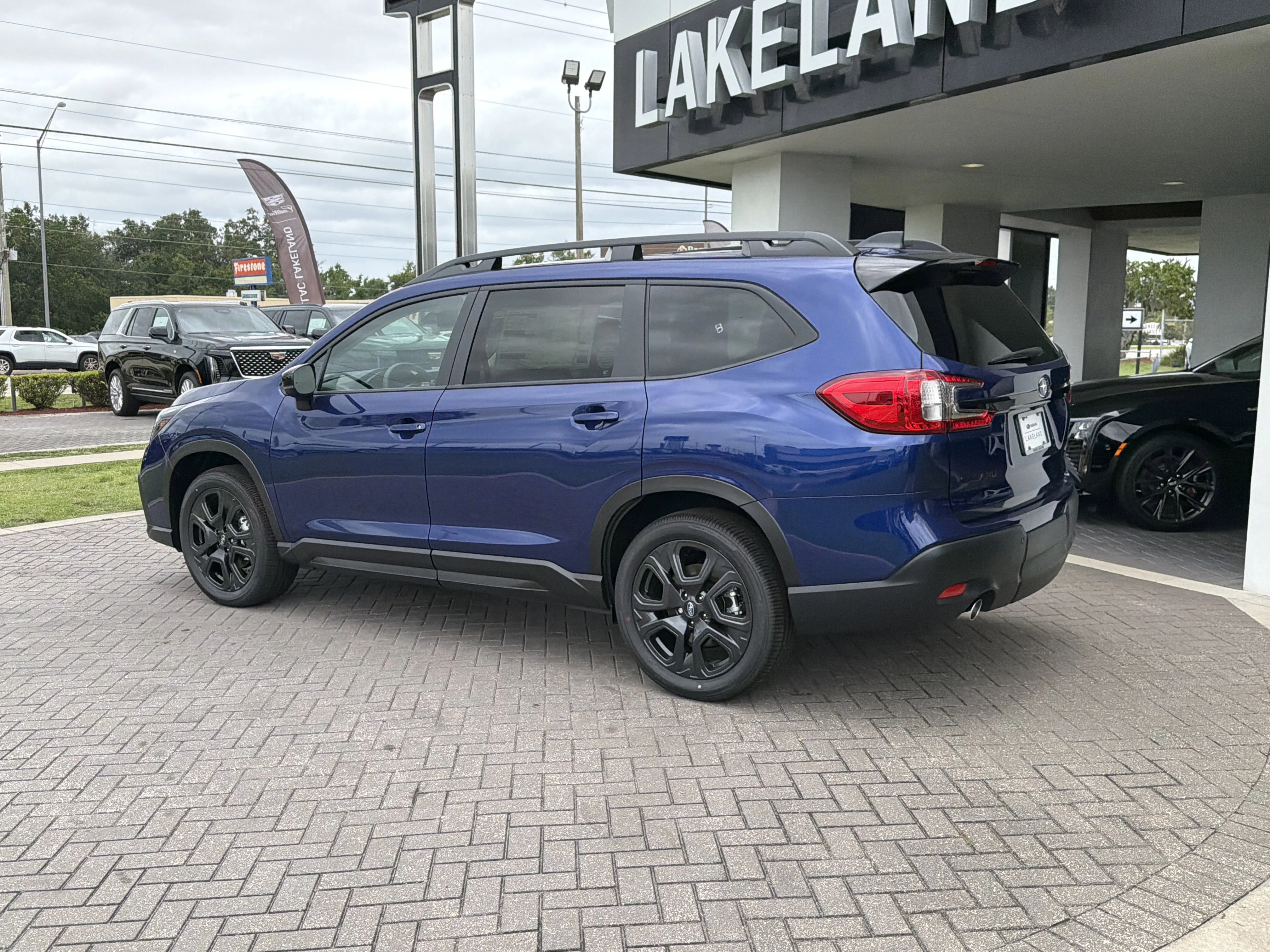 New 2026 SAPPHIRE BLUE PEARL Subaru Onyx Edition Touring 7-Passenger image 4