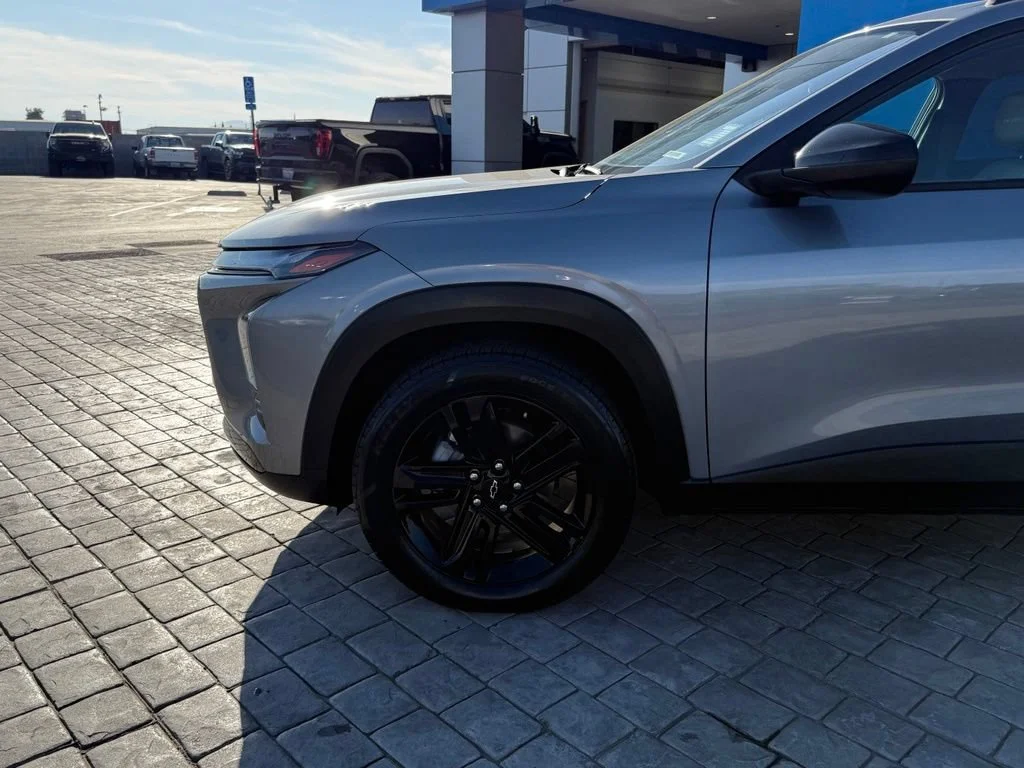 Used 2025 Sterling Gray Metallic Chevrolet ACTIV image 5