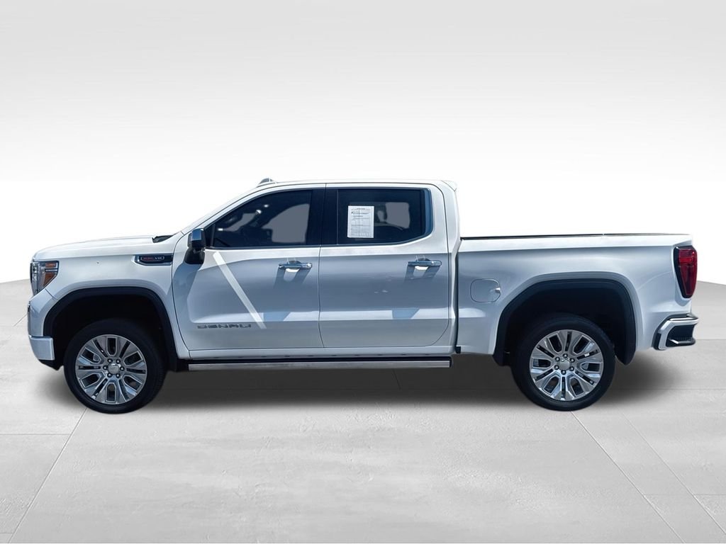 Used 2021 White GMC Denali image 4
