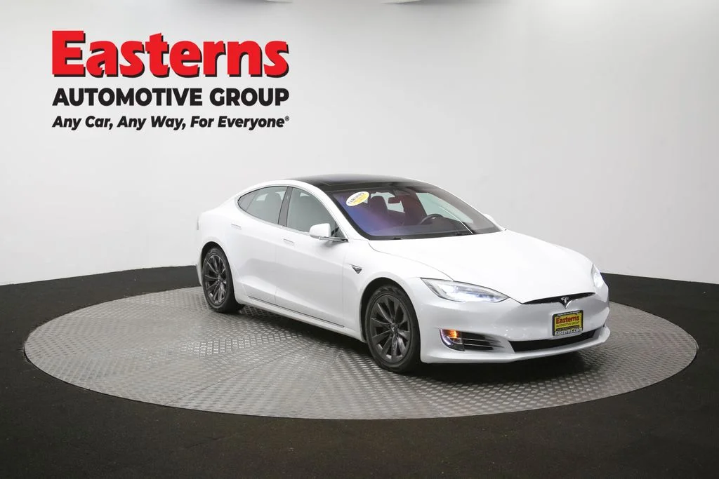 Used 2018 White Tesla 100D image 45