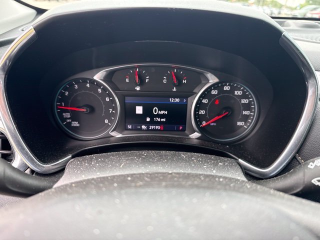 Used 2021 SILVER ICE METALLIC Chevrolet Premier image 17