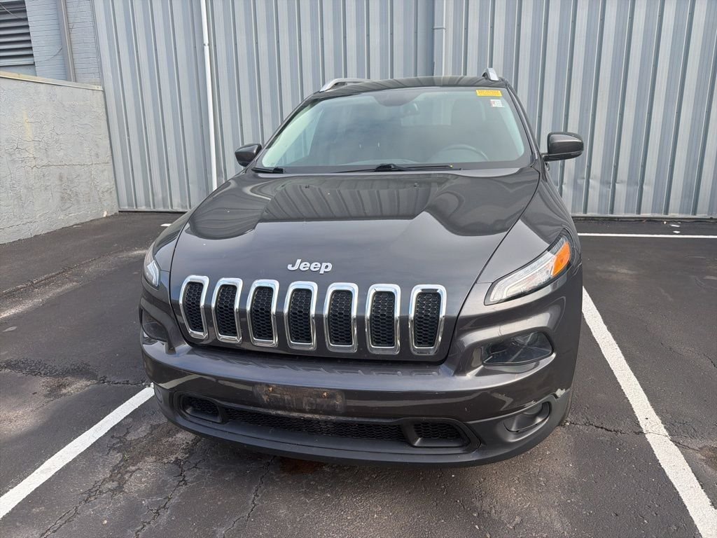 Used 2015 Jeep Cherokee Latitude with VIN 1C4PJMCS9FW704672 for sale in Kansas City