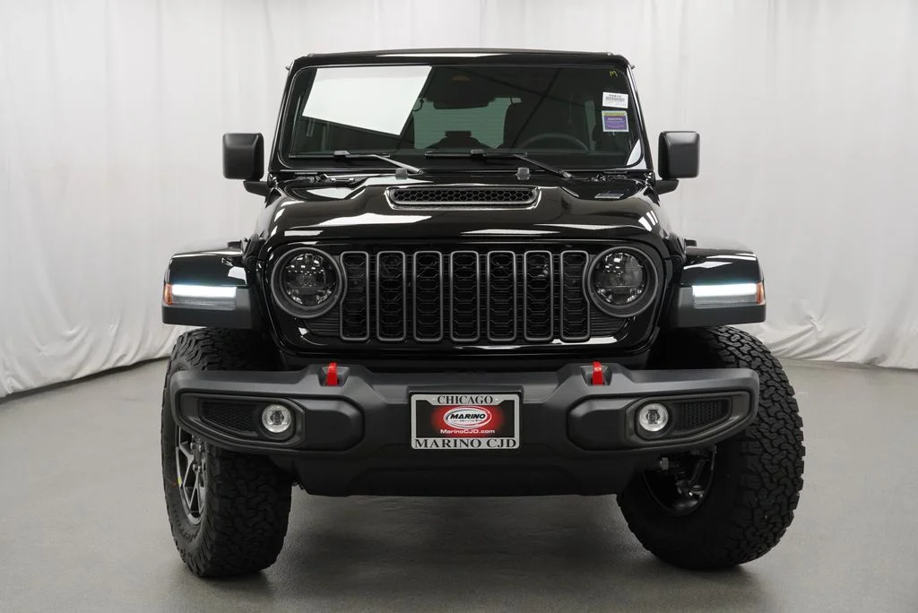 New 2026 Black Clear-Coat Exterior Paint Jeep Rubicon image 7