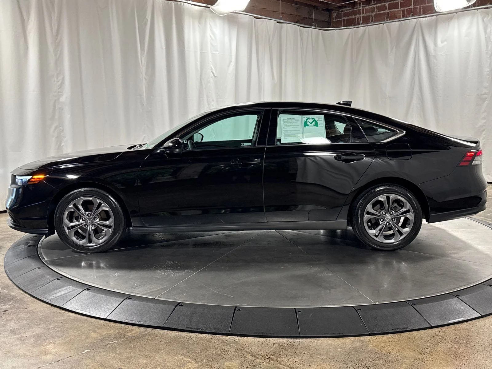 Certified Used 2023 Crystal Black Pearl Honda EX image 8