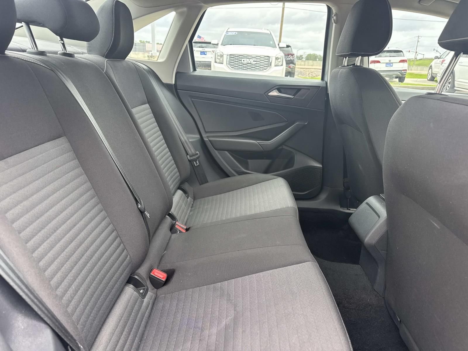 Used 2024 Silver Volkswagen 1.5T S image 9