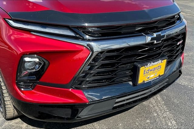 Used 2023 Red Chevrolet RS image 33
