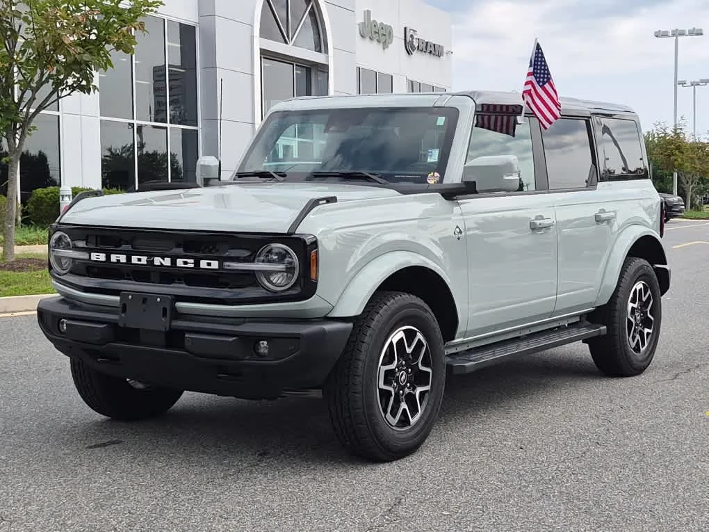 2024 Ford Bronco Outer Banks
