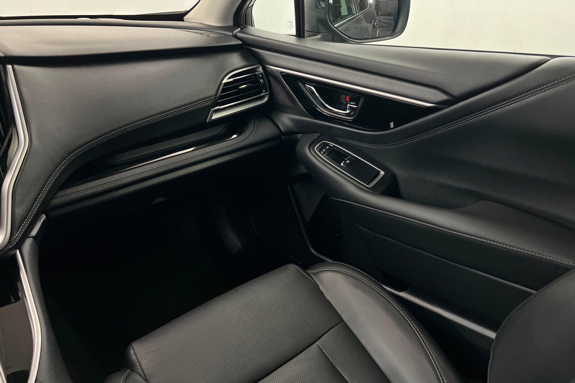 2023 Subaru Outback Limited - Photo 11