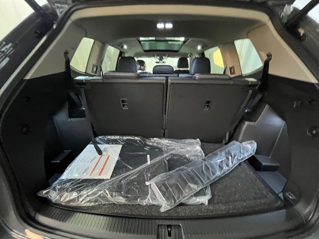 New 2026 Gray Volkswagen 2.0T SE w/Technology image 27