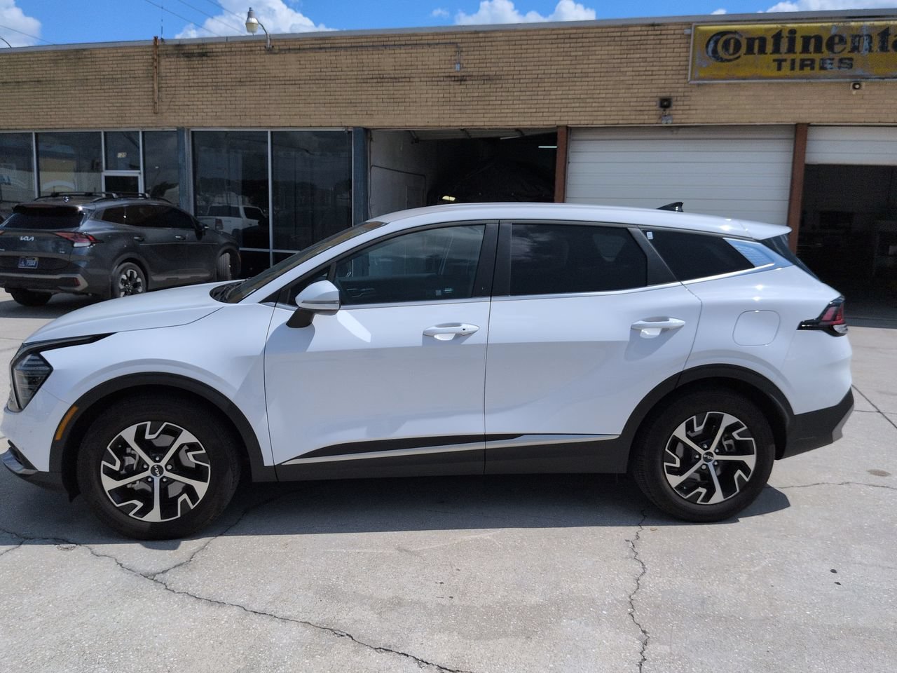 Certified Used 2024 Glacial White Pearl Kia EX image 7