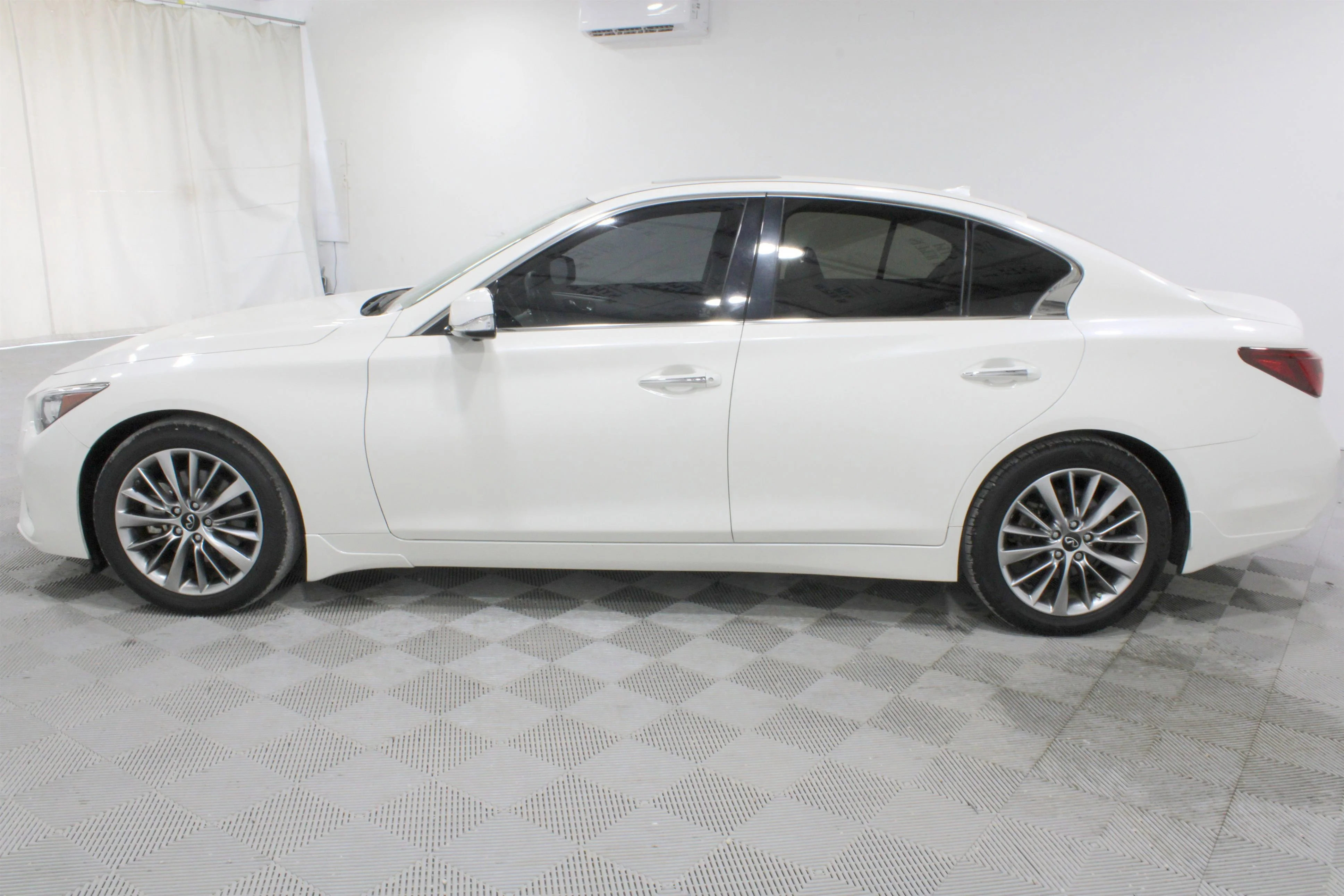 2023 INFINITI Q50 LUXE - Photo 30