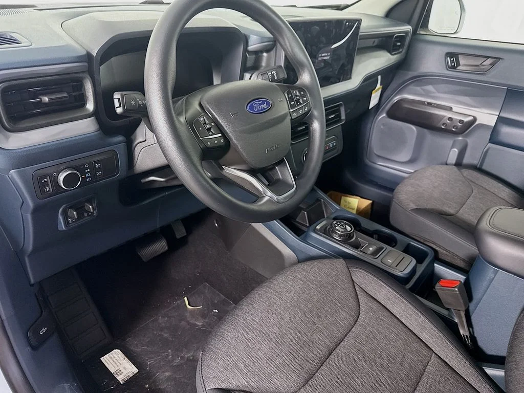 New 2026 Oxford White Ford XLT image 9