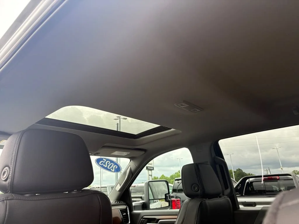 Used 2025 Summit White GMC Denali image 23