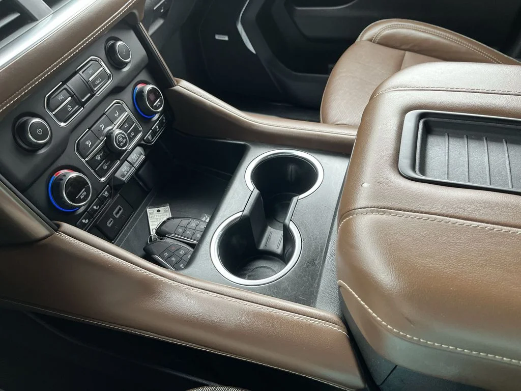 Used 2023 White Chevrolet High Country image 19