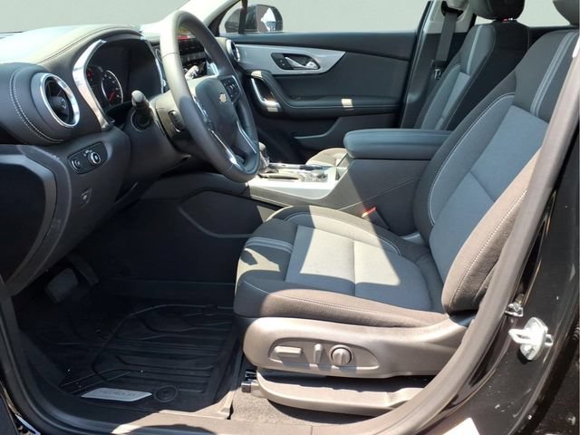 New 2026 Black Chevrolet 2LT image 16