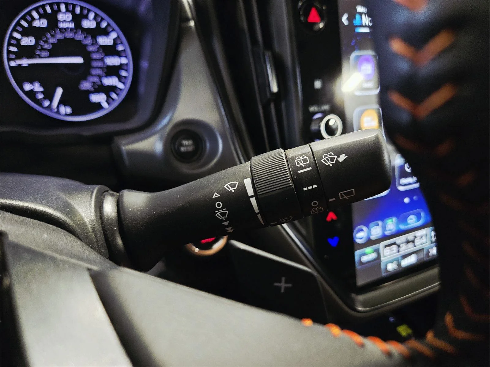 Used 2025 Magnetite Gray Metallic Subaru Limited image 19