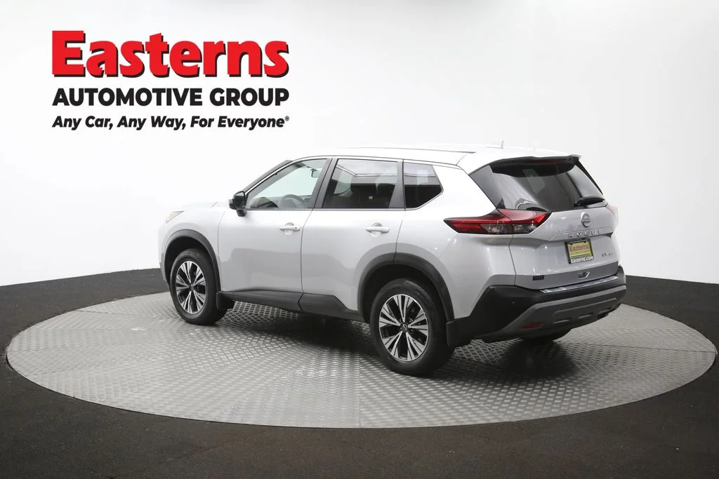 Used 2023 Silver Nissan SV image 60