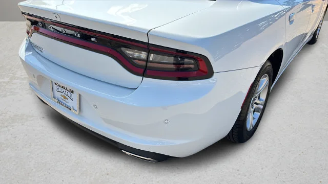 Used 2023 White Dodge SXT image 38