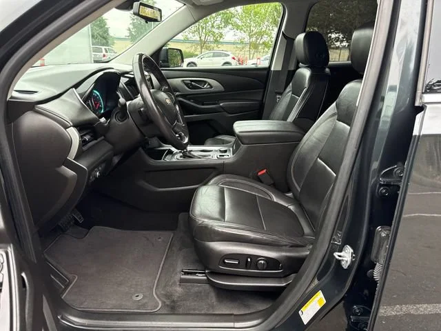 Used 2019 Graphite Metallic Chevrolet LT Leather image 15