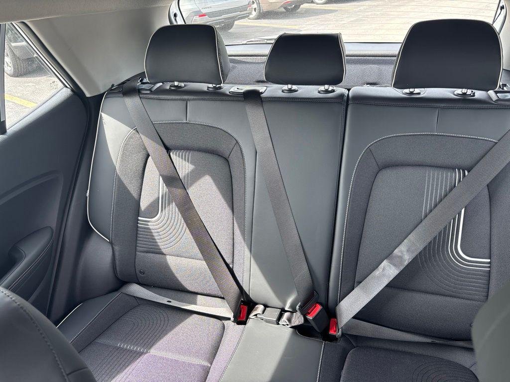 New 2026 White Hyundai SEL w/Two-Tone Roof image 16