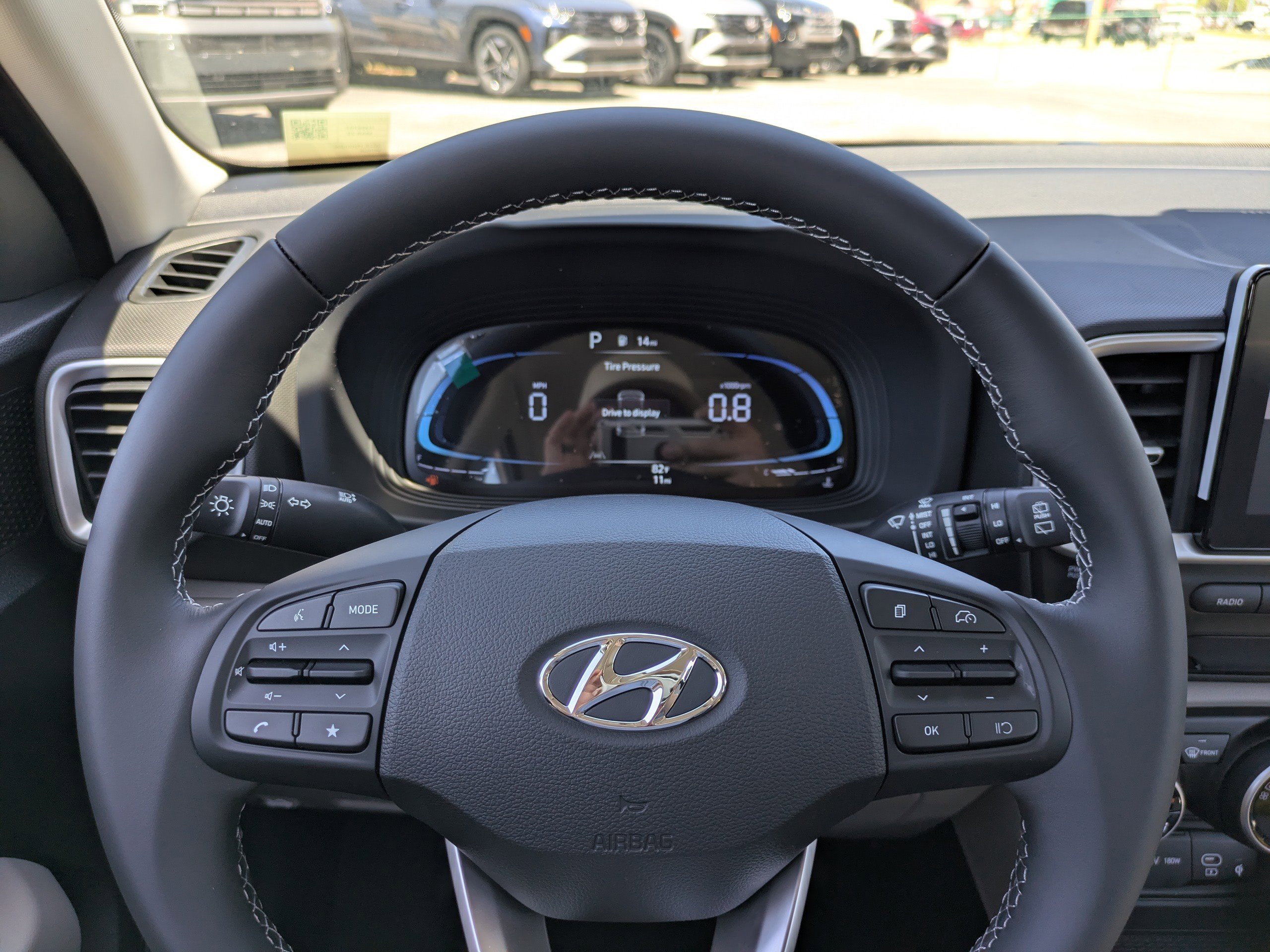 New 2026 Shimmering Silver Hyundai SEL image 51