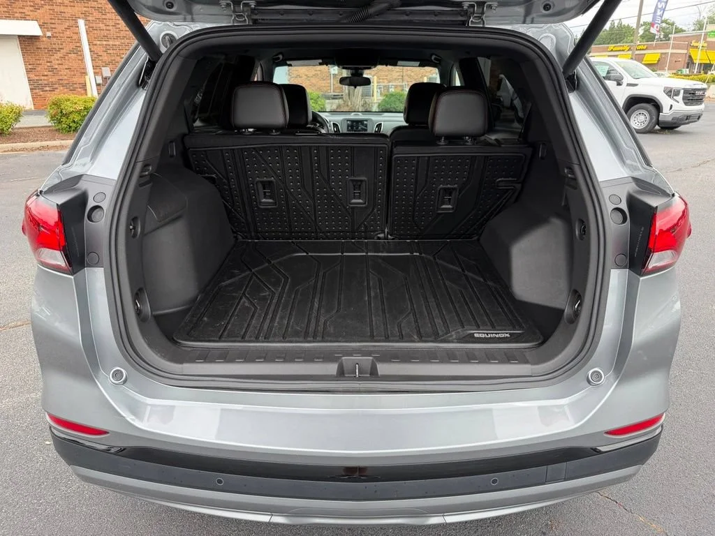 Used 2024 Sterling Gray Metallic Chevrolet RS image 27