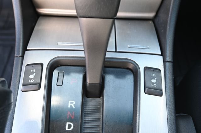 Used 2007 Silver Honda EX-L image 25