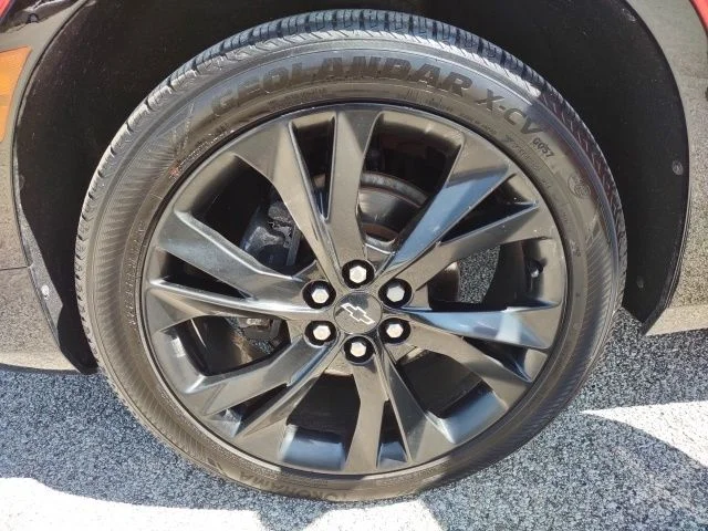 Used 2019 Red Chevrolet RS image 29