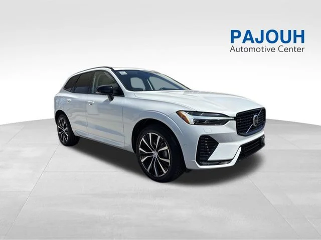 2023 Volvo XC60 B5 Plus Dark Theme AWD's photo