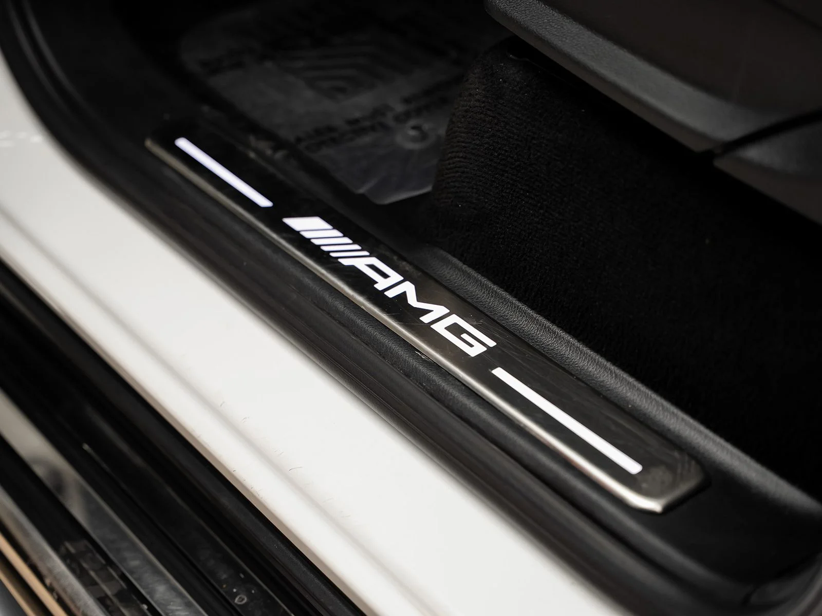 Used 2022 White Mercedes-Benz G 63 AMG® image 54