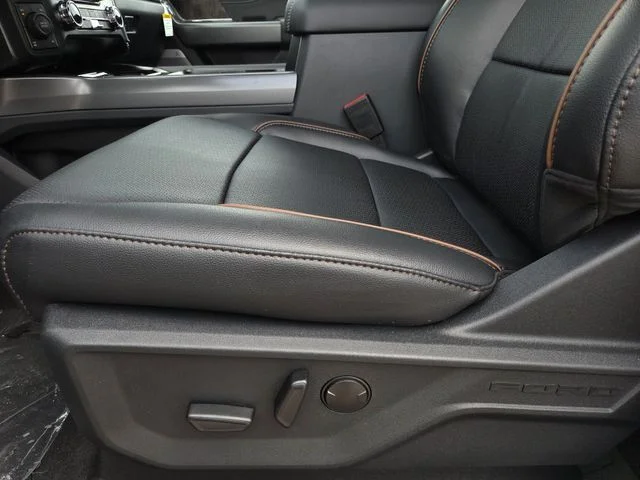 New 2026 Agate Black Metallic Ford F-250® Lariat® image 34