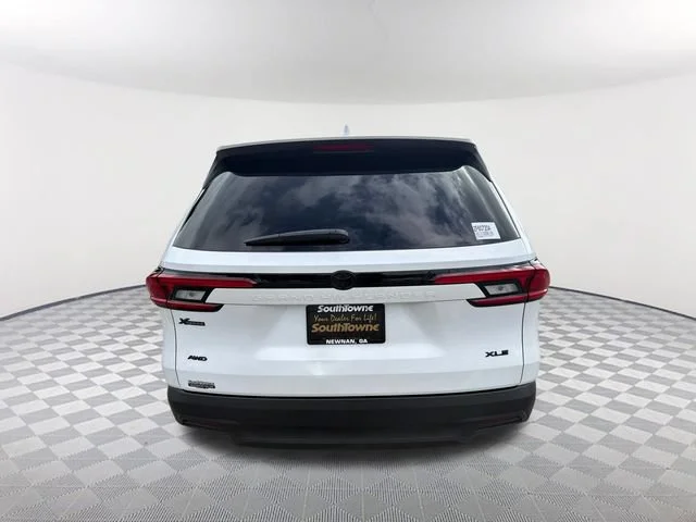 Used 2026 White Toyota LE image 6